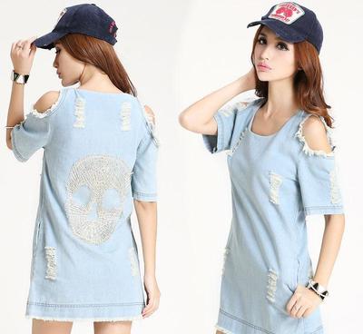時尚新潮，批發(fā)優(yōu)選 骷髏頭寬松露肩水洗牛仔連衣裙解析